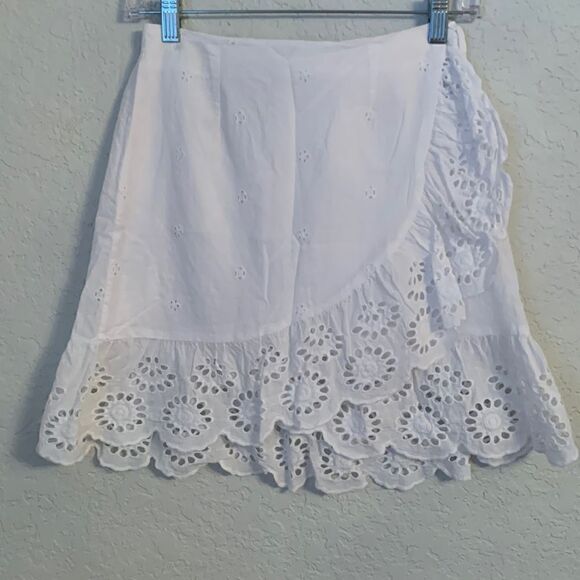 JAPNA White Eyelet Embroidered Wrap Skirt Size S - Picture 1 of 8